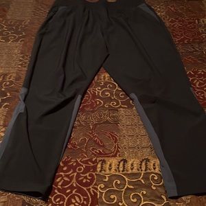 Under Armour Tapered Warm Up Windbreaker Pant